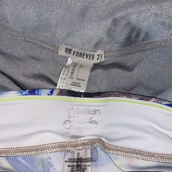 Lot of 5 pair of Leggings.  Size Large. - Picture 14 of 15